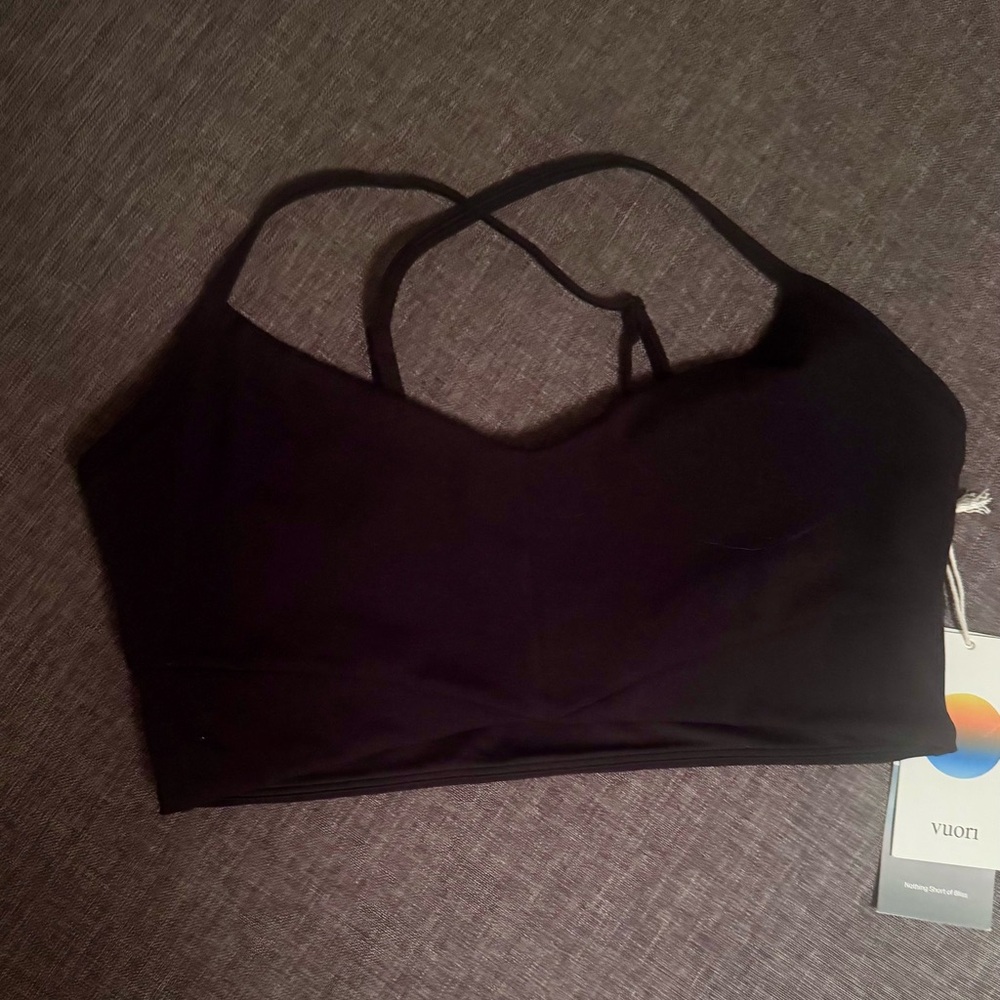 SOLD‼️VUORI Adeline Padded Stretch-Woven Bra - NWT